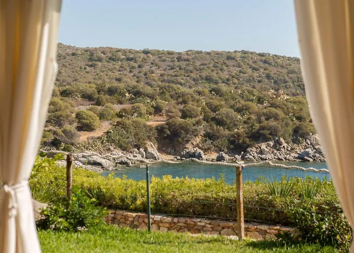 Сasa de vacaciones Luna Bay Retreat Con Vista Sulla Baia Di Porto Luna A 2 Km Da Villasimius